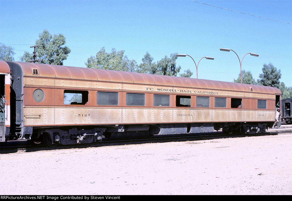 Sonora Baja California Primera coach SBC #5127